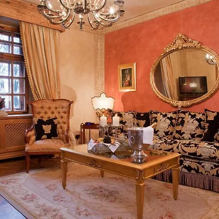 Schloss Matzen מלון 4*