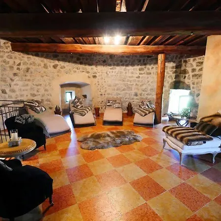 Schloss Matzen ריית אים אלפבכטל